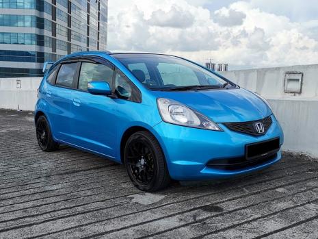 https://www.mycarforum.com/uploads/sgcarstore/data/11/111568627840_0Rental & Leasing - Honda Jazz - Front View-min.jpg